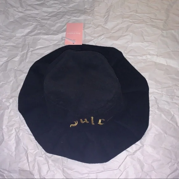 Juicy couture hat - Picture 2 of 7